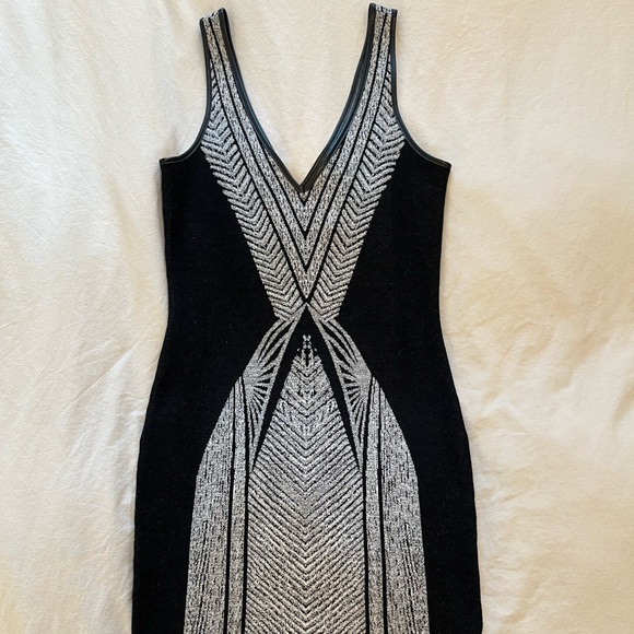 Guess Dresses & Skirts - Size Medium Guess Bodycon Sweater Dress Black/Silver